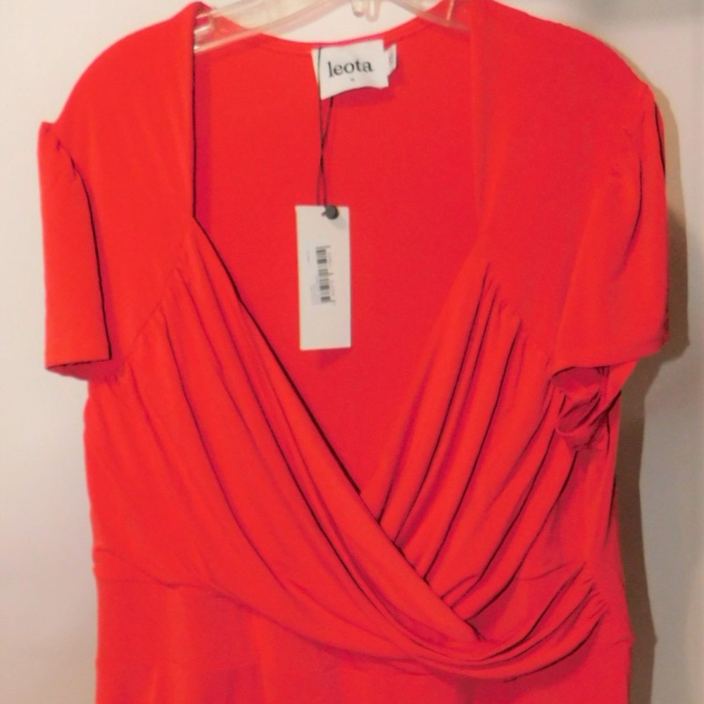 NWT Leota Red Twist Front Crepe Dress size 3L